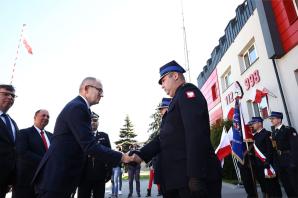 Obchody Dnia Strażaka na Warmii i Mazurach z udziałem wiceministra Błażeja Pobożego